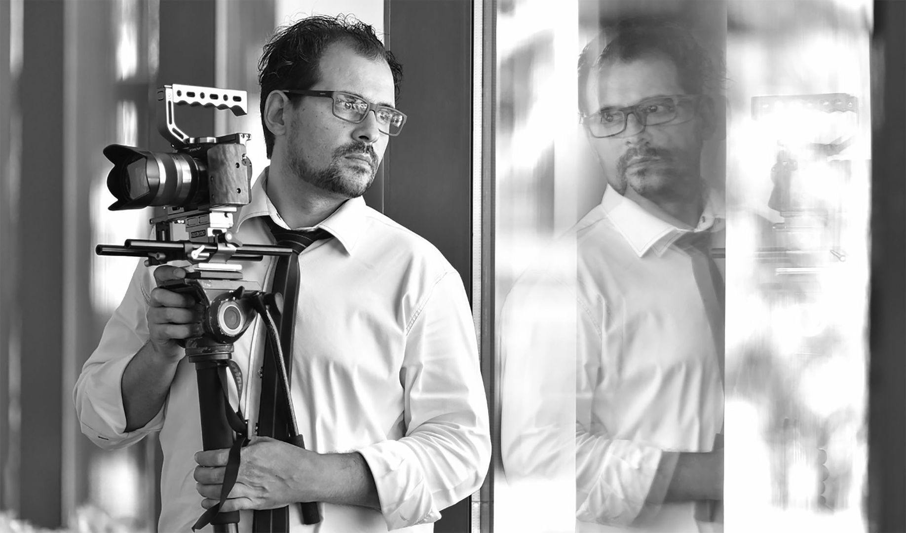 Foto do Sobre de Histórias com paixão de Paulo Marques videos de casamentos.